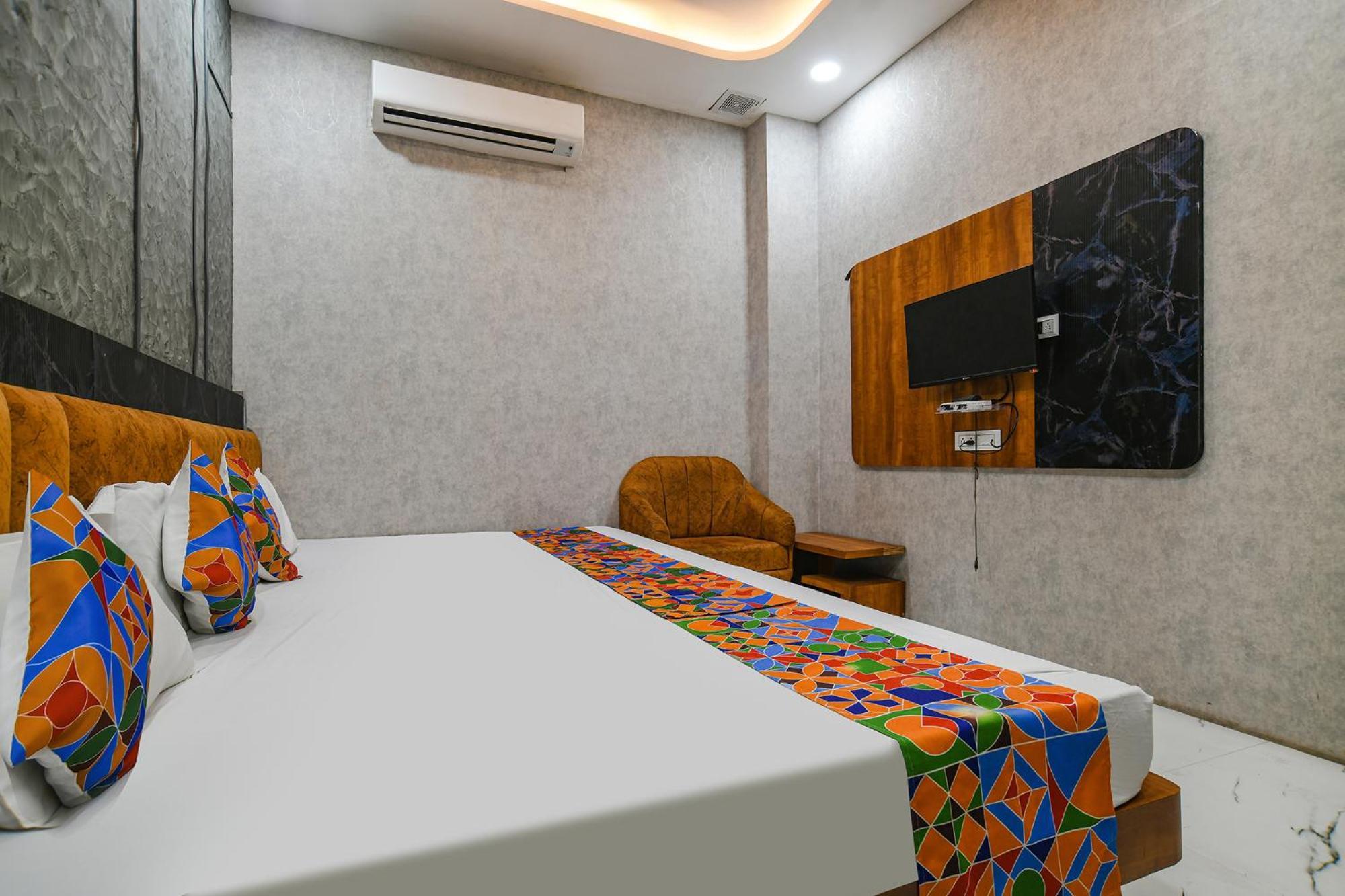 Hotel Fabexpress Orbit Ujjain Exterior foto